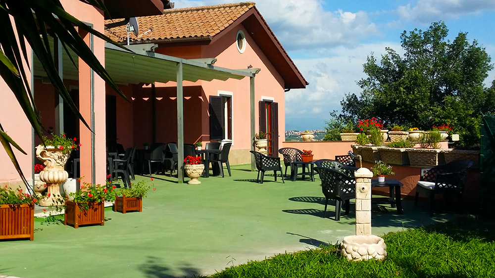 Residenza per anziani riano esterno home
